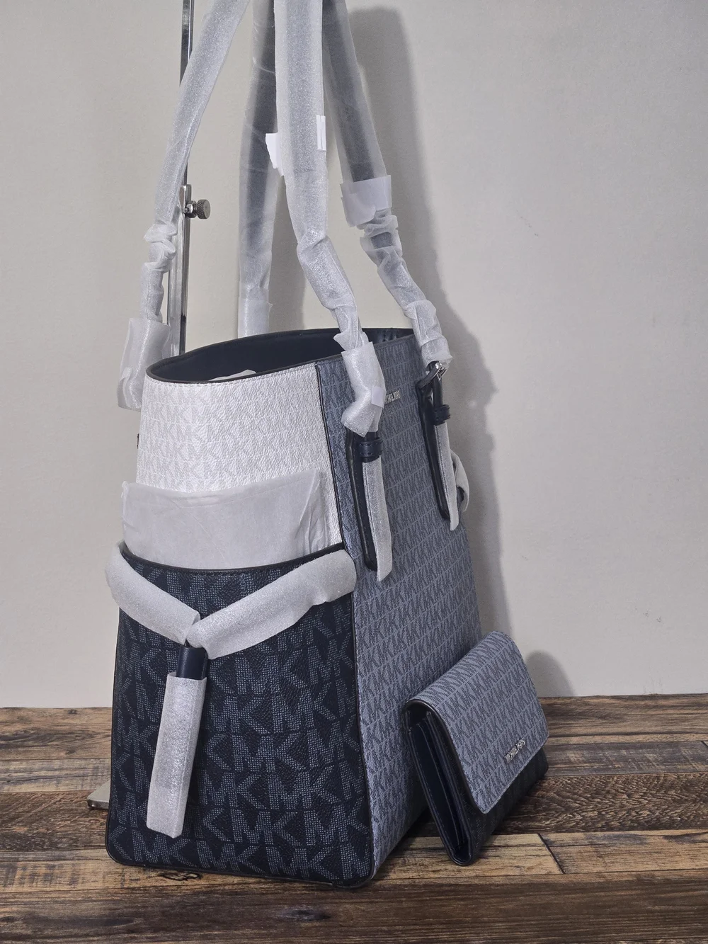 Michael Kors Voyager Color-Block Tote And Wallet Set